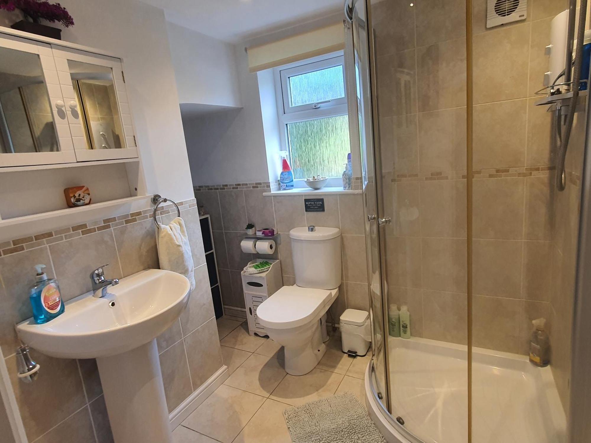 Idyllic 2 Bedroom Self-Contained Upsidedown Annexe Llandrindod Wells Exterior photo