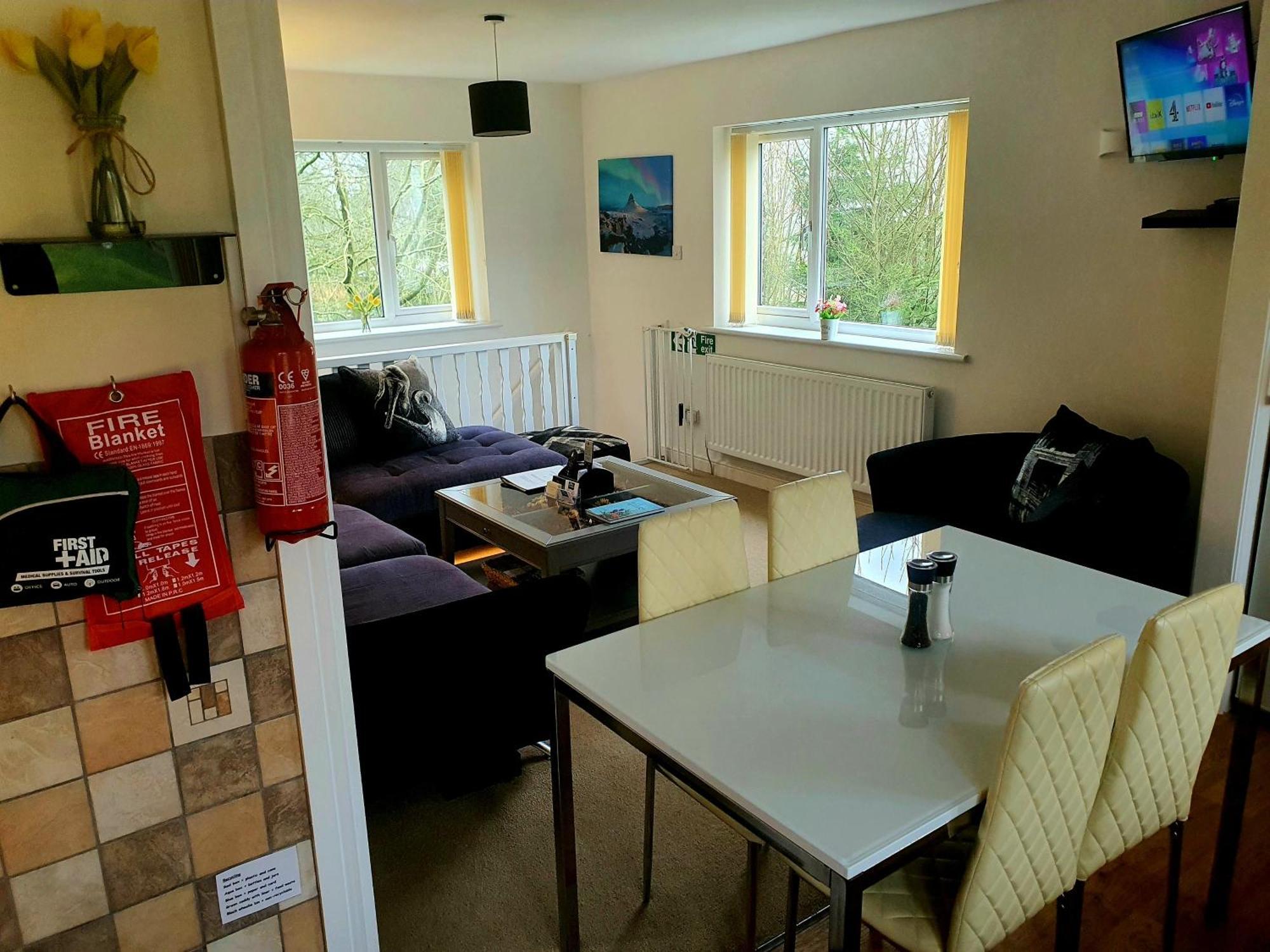 Idyllic 2 Bedroom Self-Contained Upsidedown Annexe Llandrindod Wells Exterior photo